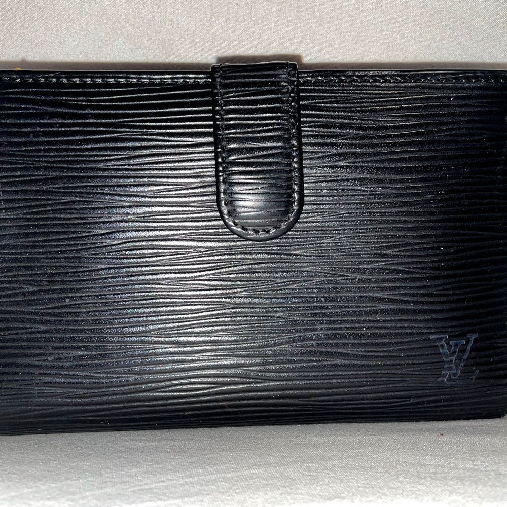 Vintage Louis Vuitton Black Epi Leather Billets Bifold Wallet